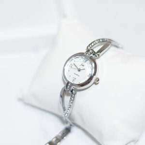 เบรสเลสวอช <3 นาฬิกาสร้อยข้อมือ JW-3509 ของแท้ 100% นาฬิกา นาฬิกาข้อมือผู้หญิง เจดับบลิว พร้อมส่ง