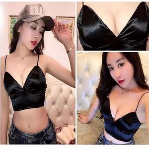 Top Bra ผ้าซาติน มีตะขอหลัง ผ้ามันวาวและนิ่ม
