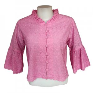 เสื้อระบาย ออกแบบให้แขนเสื้อ และคอเสื้อมีระบาย ตกต่างลายผ้าเป็นลายลูกไม้ต่างๆ ทำให้สวมใส่สบาย ไม่ร้อน เหมาะกับฤดูร้อน รับรองคุณภาพโดย สินค้า โอทอป เชียงใหม่