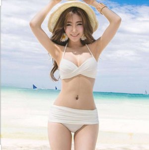 บิกินี่ Bikini ชุดว่ายน้ำทูพีช สไตล์เกาหลี ผ้าเนื้อดี ไขว์สายบราได้3แบบ